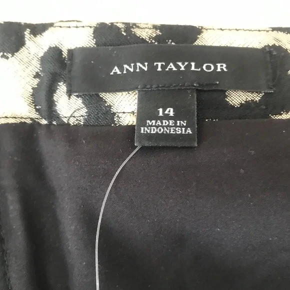 Ann Taylor Flower Leopard Spot Skirt - Picture 3 of 4